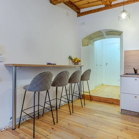 Ch6 By Rentable Apartment Brasov Exterior photo